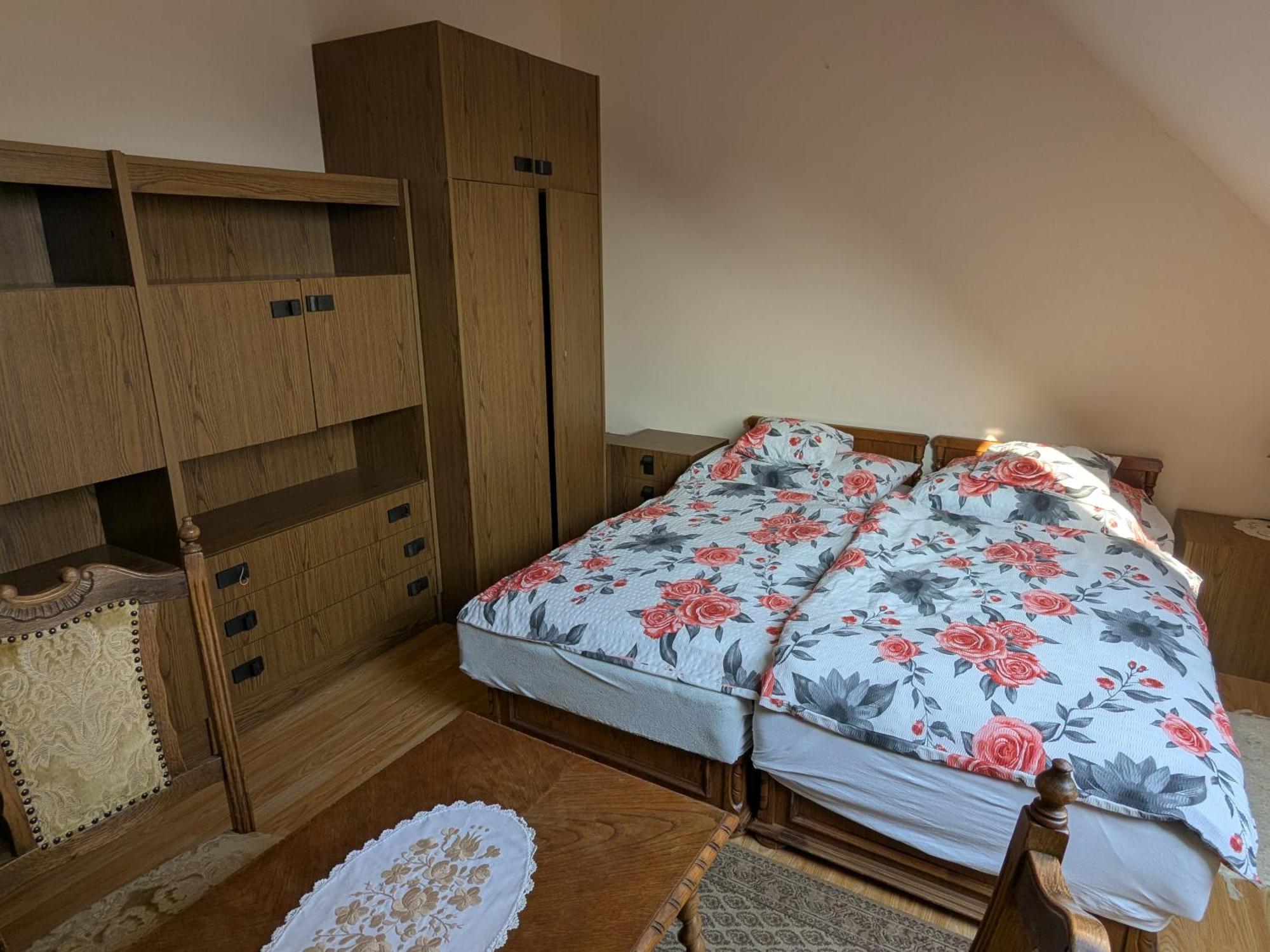Valeria Vendeghaz Apartment Budakalasz Bilik gambar